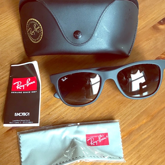 الكرنب التباس توضيح rb 4185 ray ban 